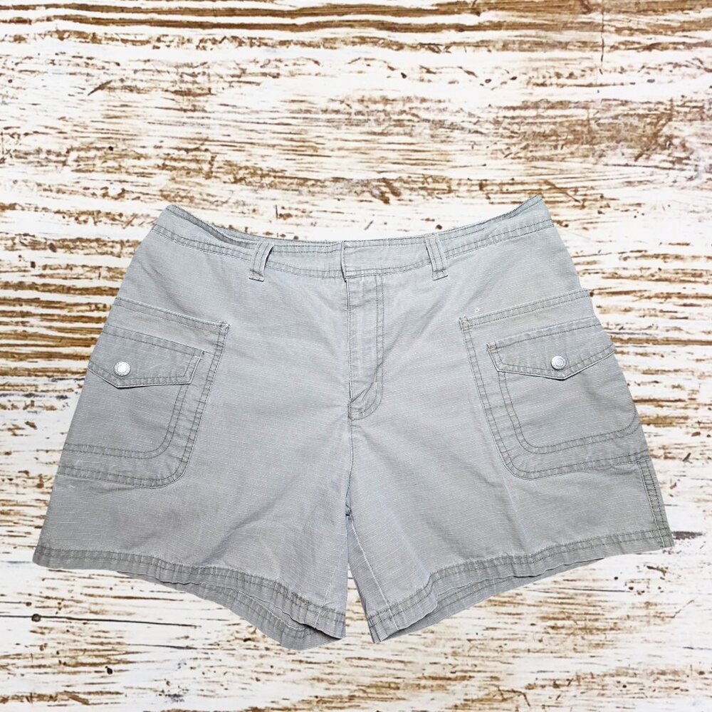 Gloria Vanderbilt Amanda Shorts Size 14 Green Small Imperfection